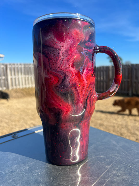 32oz. Stunning red travel mug. RTS